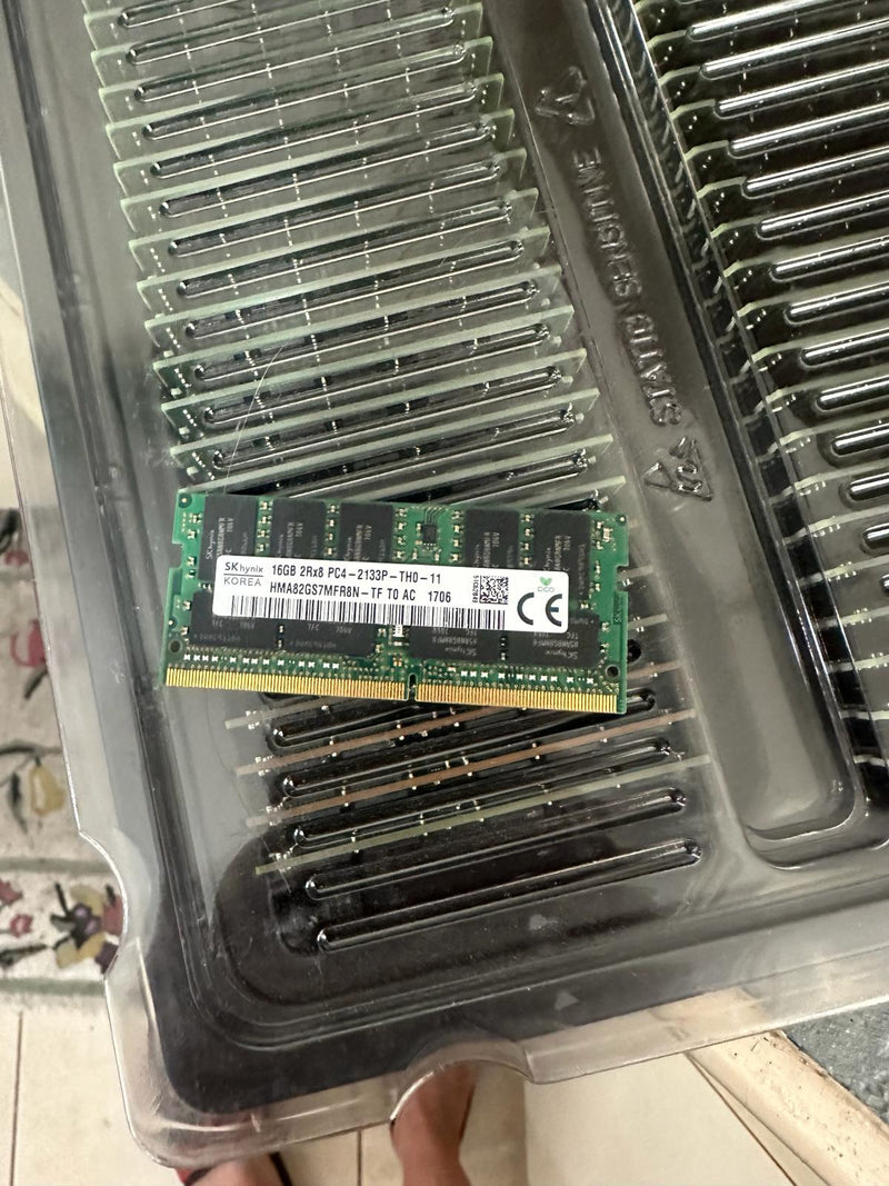 módulo principal de las marcas de la memoria del ordenador portátil de 4GB/DDR3 SODIMM solo usado probado